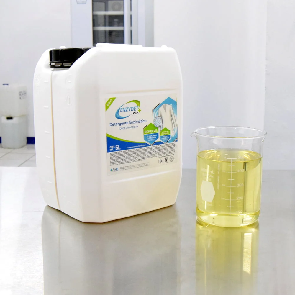 Detergente enzimático